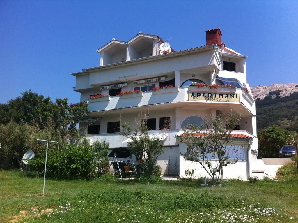 Apartments Lucija Baska  Bagian luar foto